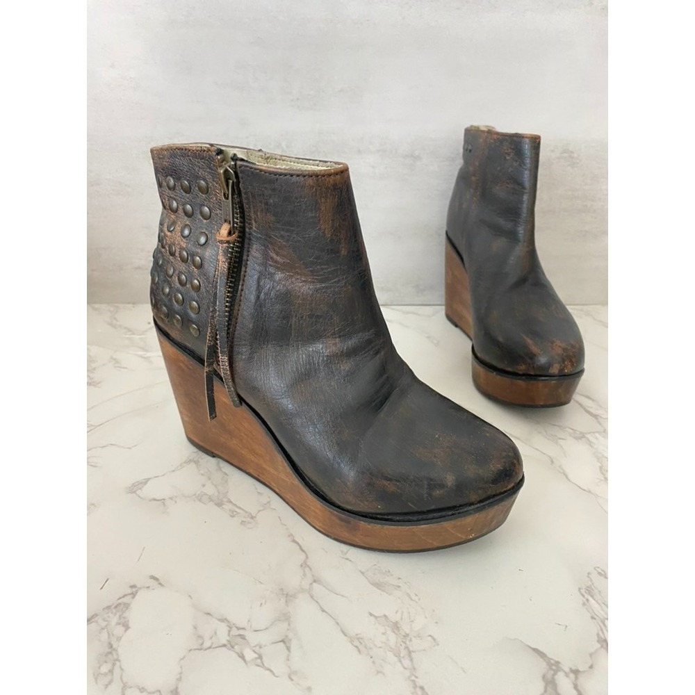 Bed Stu Ghent Distressed Leather Wedge Ankle Boots Sz 6.5 Studded Wooden Heel